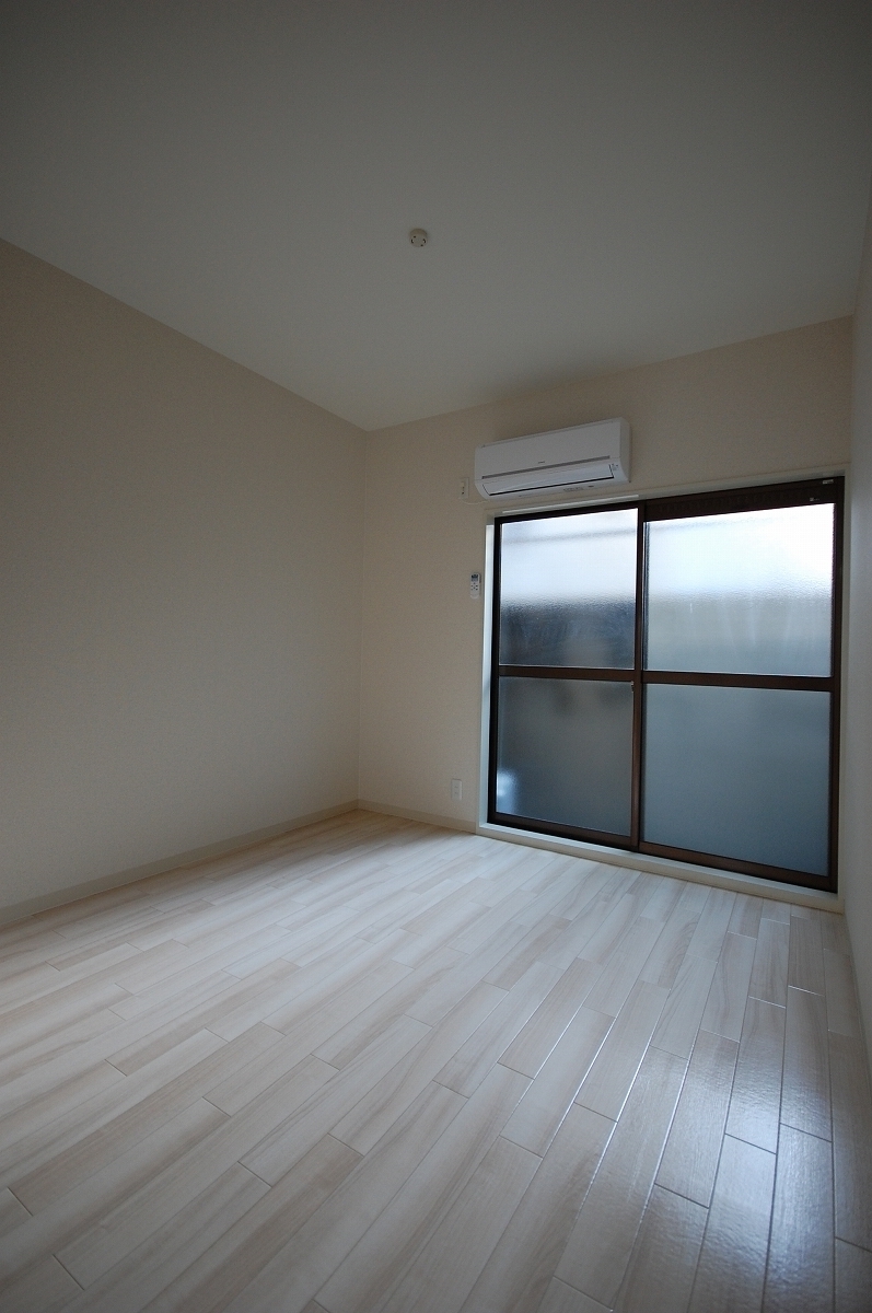 Other room space