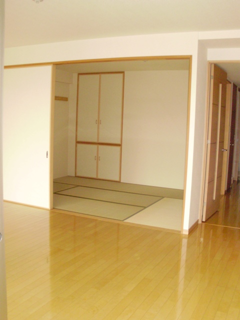 Living and room