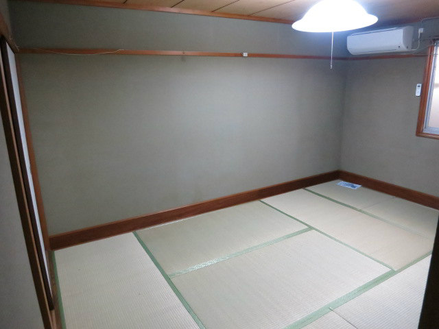 Other room space