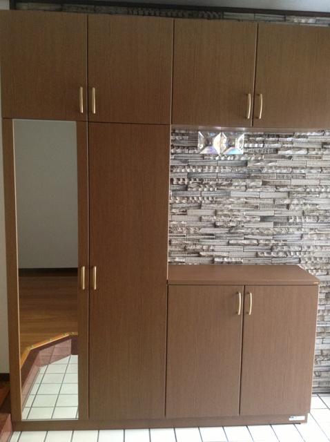 Entrance. Cupboard (June 2013) Shooting