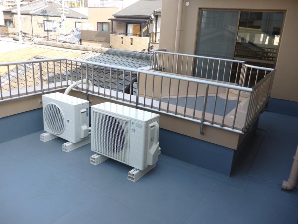 Balcony. Local (June 2013) Shooting