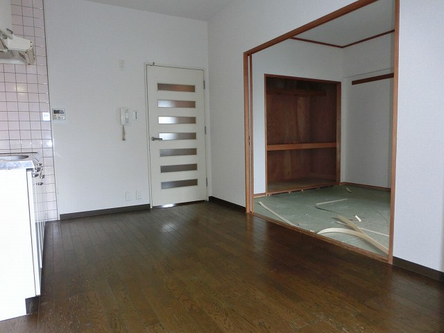 Living and room