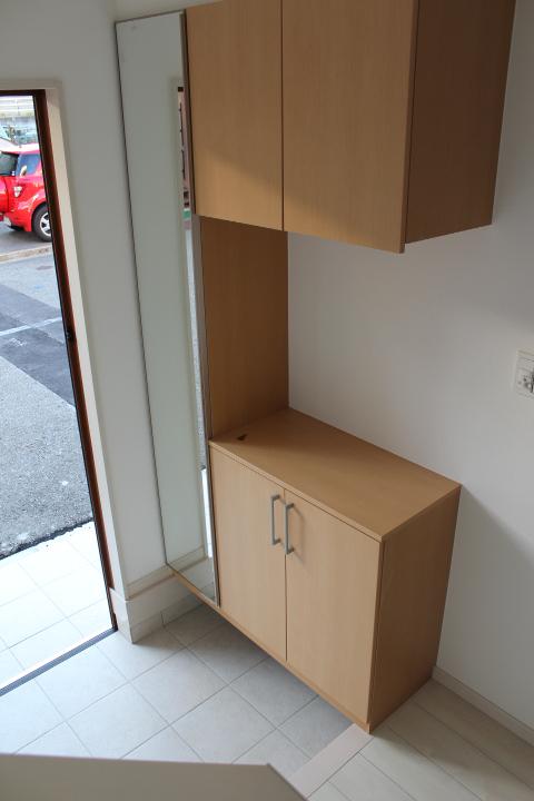 Building plan example (introspection photo). Entrance storage