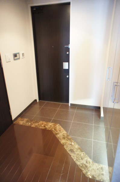 Entrance. Entrance hall