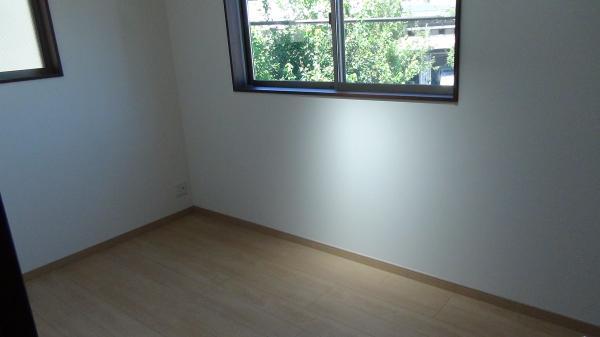 Non-living room. Bright room