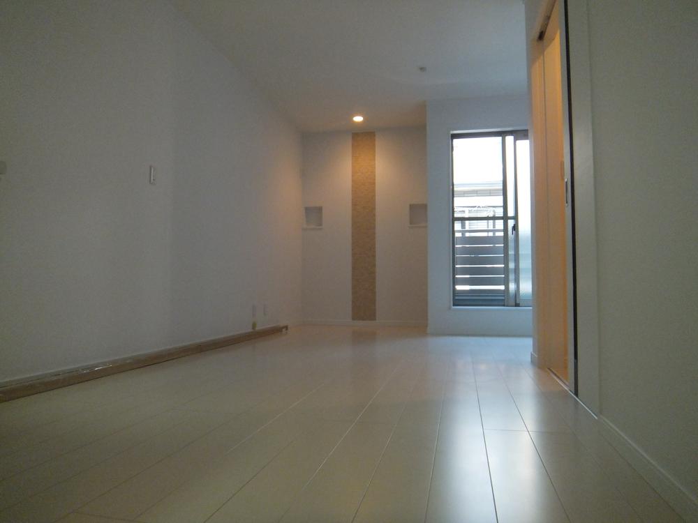 Living. Indoor (11 May 2013) Shooting