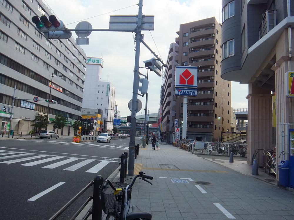 Home center. Yamada Denki Tecc Land 484m to Osaka Noda shop