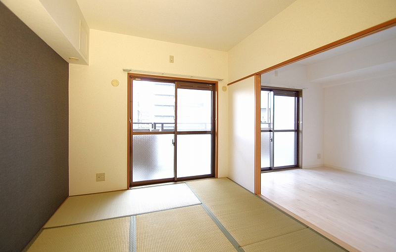 Living and room