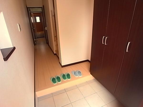 Same specifications photos (Other introspection). Same specifications entrance