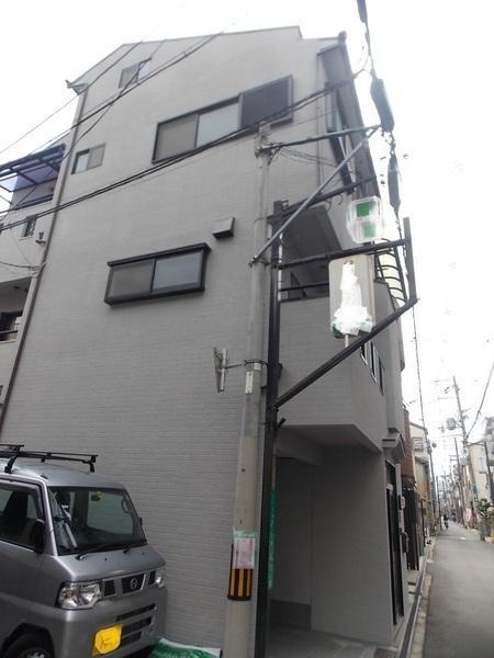 Other local. Residence of glad corner lot