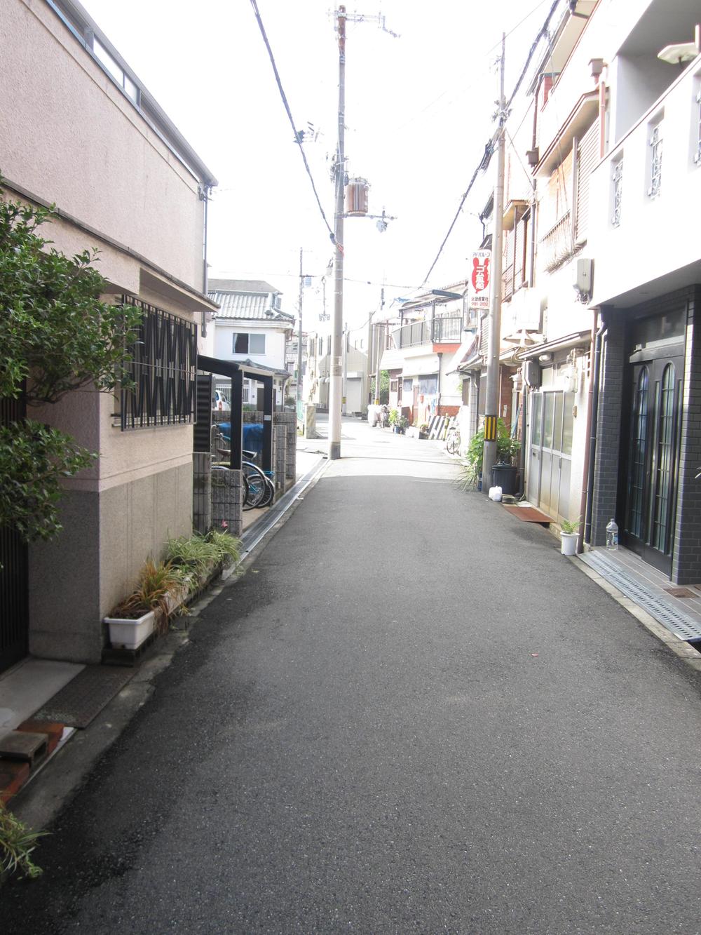 Local appearance photo. It is a good location of the "shin-fukae station" 7 minutes walk.