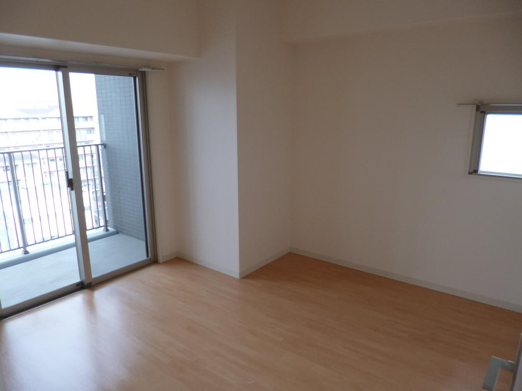 Living and room. Western-style 6.0 Pledge, closet ・ Balcony