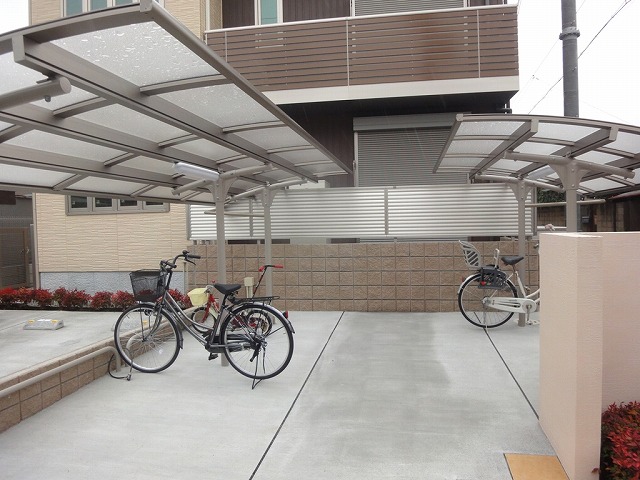 Other common areas. Is a parking lot with a roof
