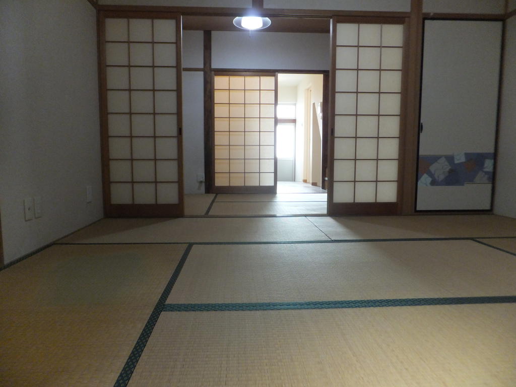 Living and room