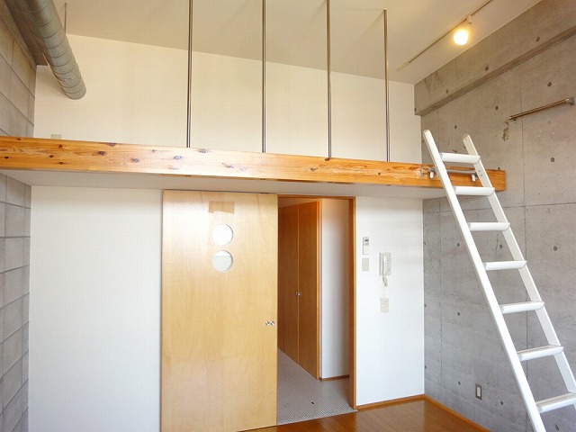 Living and room