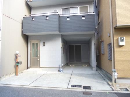 Parking lot. Large with garage