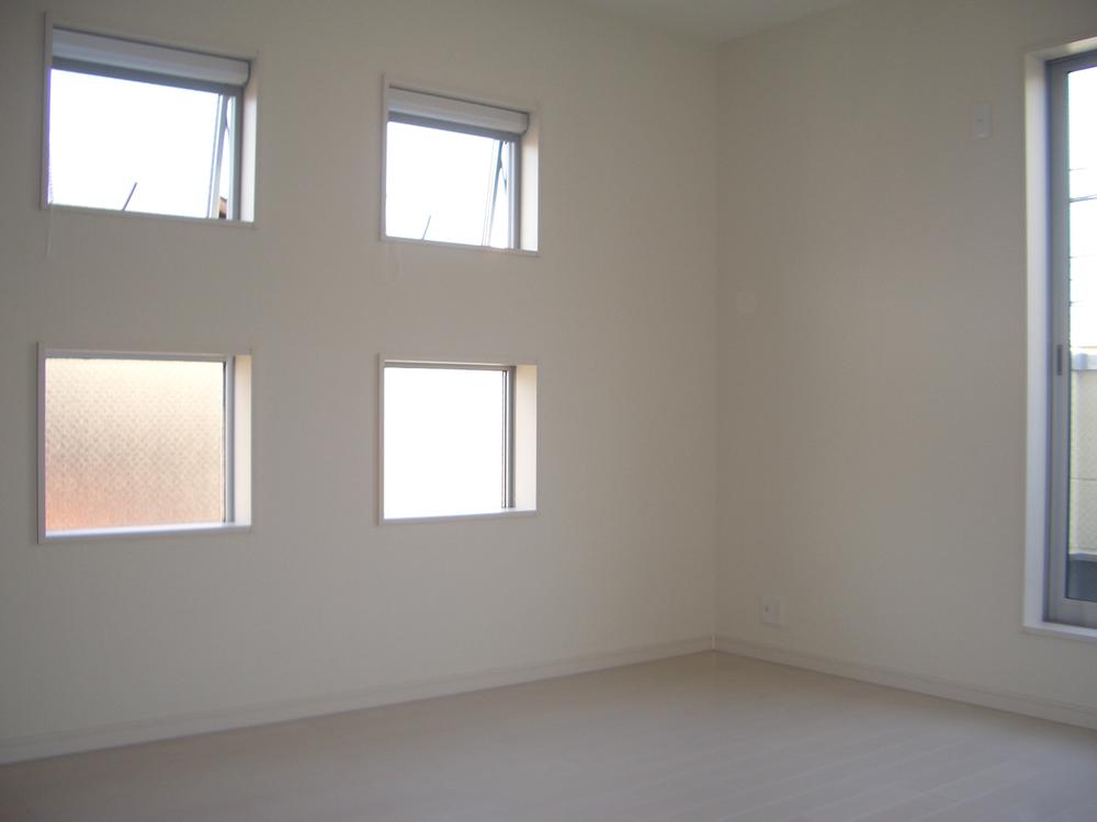 Same specifications photos (Other introspection)