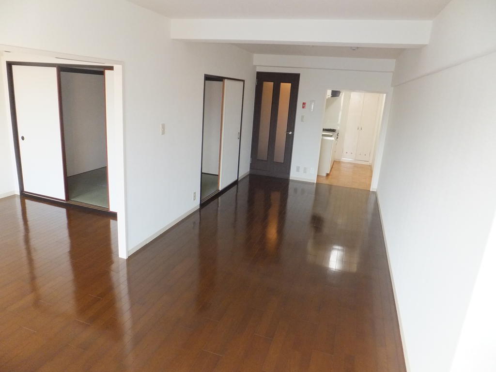 Living and room
