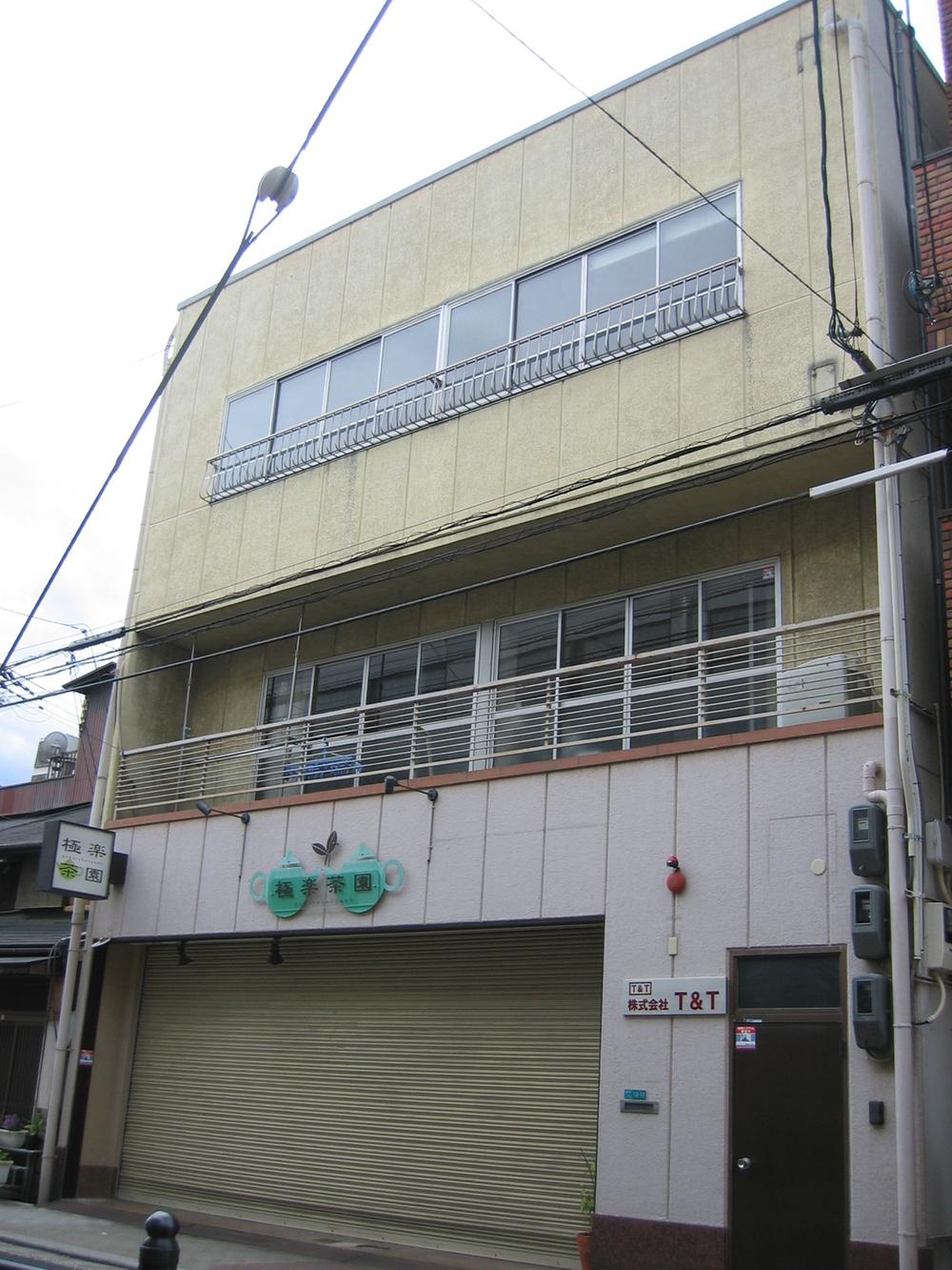 Local appearance photo. Local (April 2013) Shooting