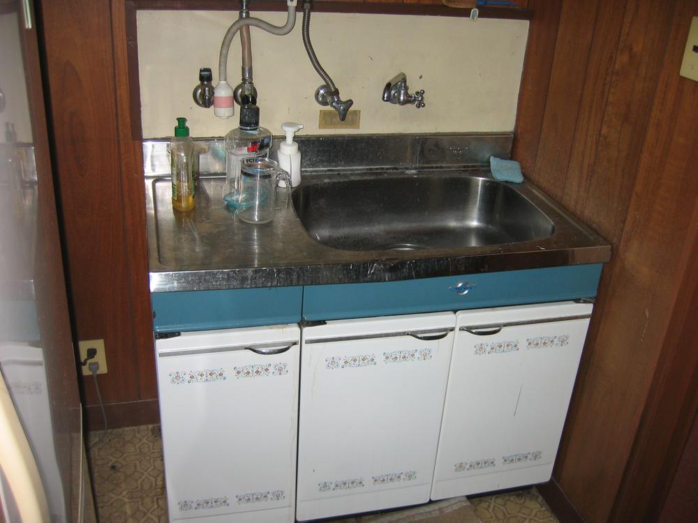 Kitchen. Indoor (April 2013) Shooting