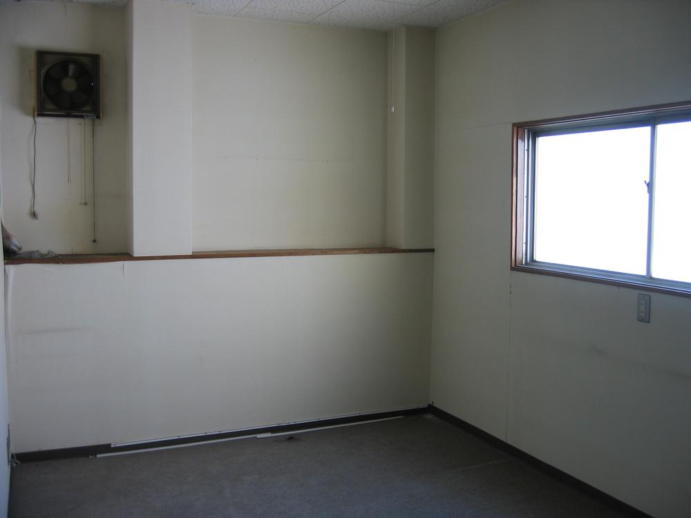 Bathroom. Indoor (April 2013) Shooting