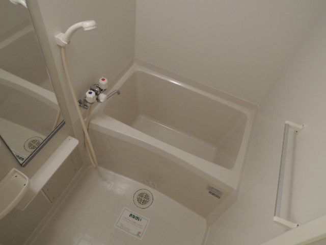 Bath. With bathroom dryer