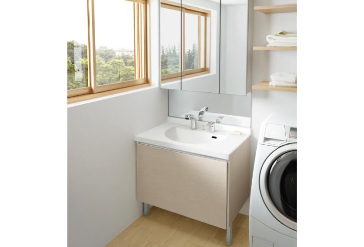 Wash basin, toilet. Reference Image