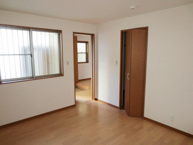 Non-living room. Western-style (1)