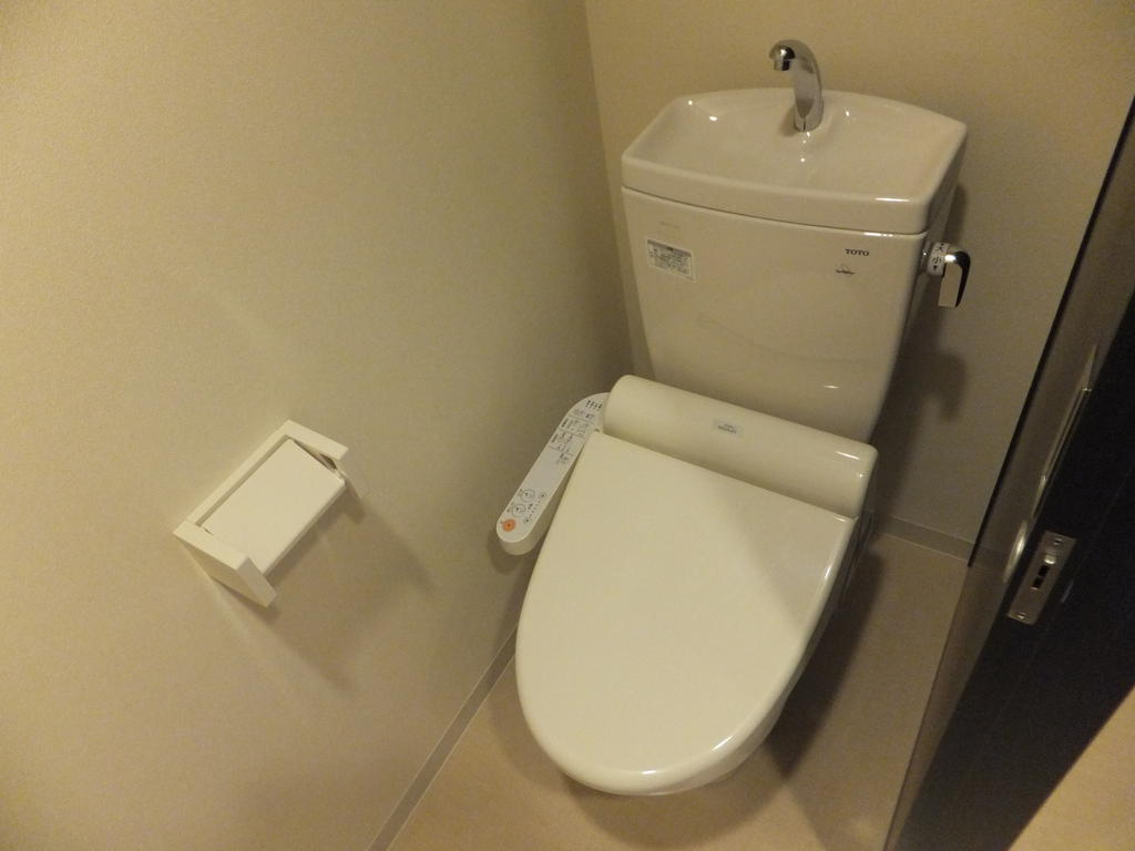 Toilet