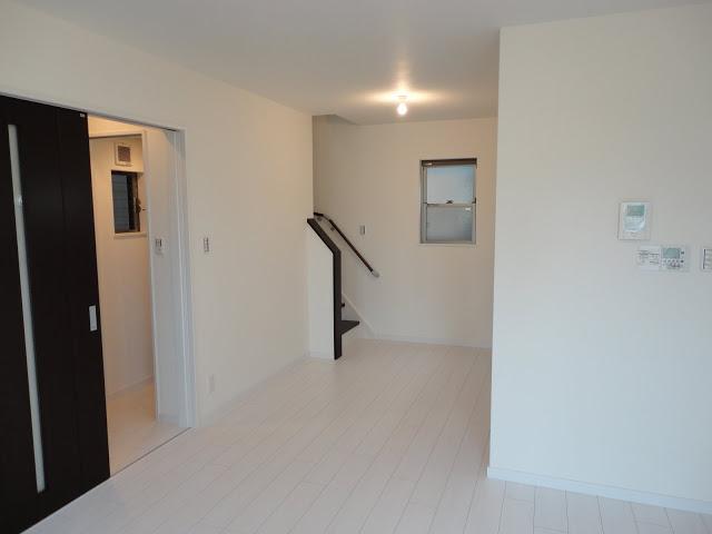 Same specifications photos (living). Image Photos