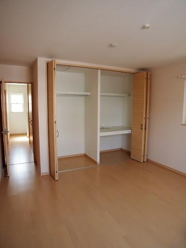 Non-living room. Image Photos