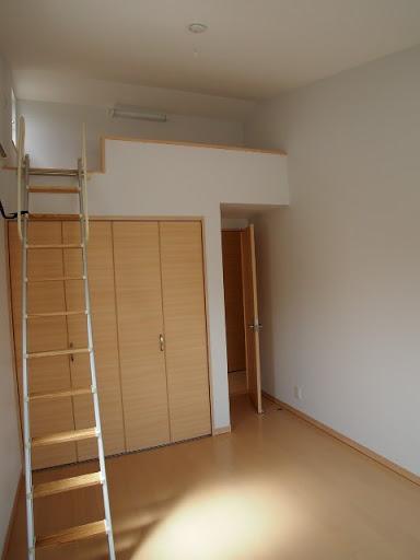 Non-living room. Image Photos