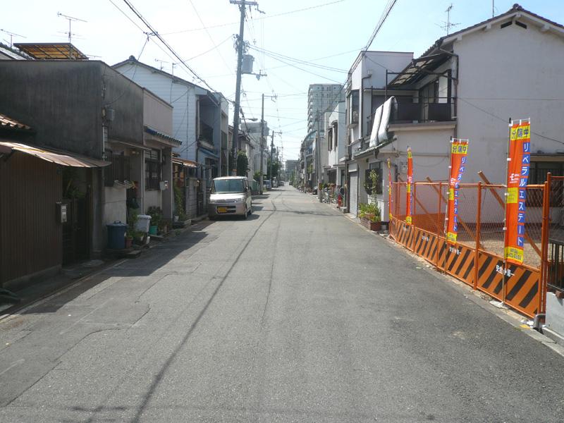 Local photos, including front road. Local (August 2013) Shooting