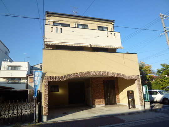 Local appearance photo