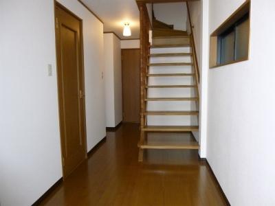 Entrance. Local (August 2013) Shooting