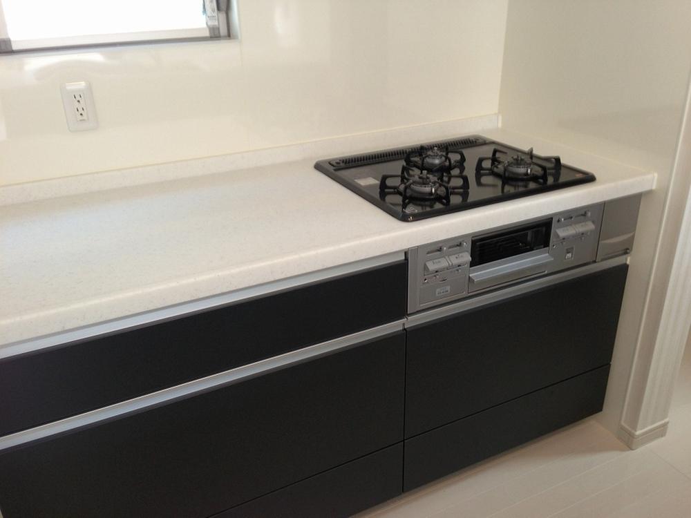 Kitchen. Wide working space kitchen