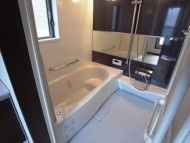 Bathroom. Bathroom construction cases