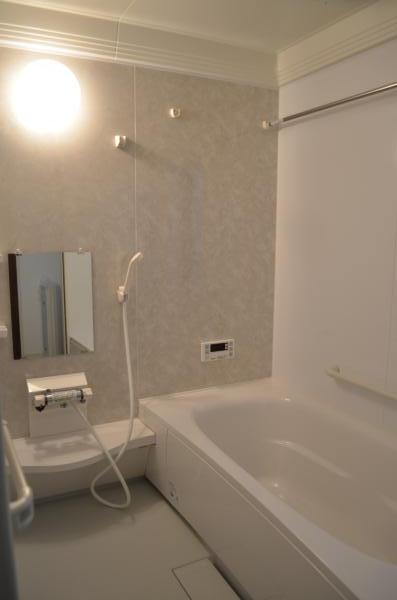 Bathroom. Indoor (11 May 2013) Shooting