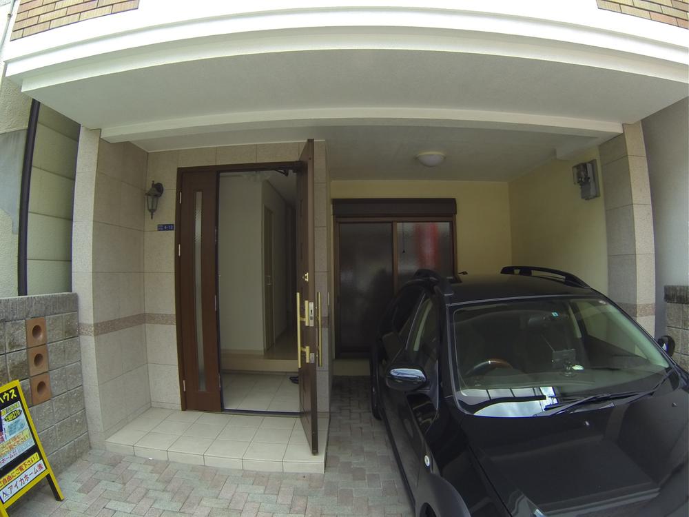 Local appearance photo