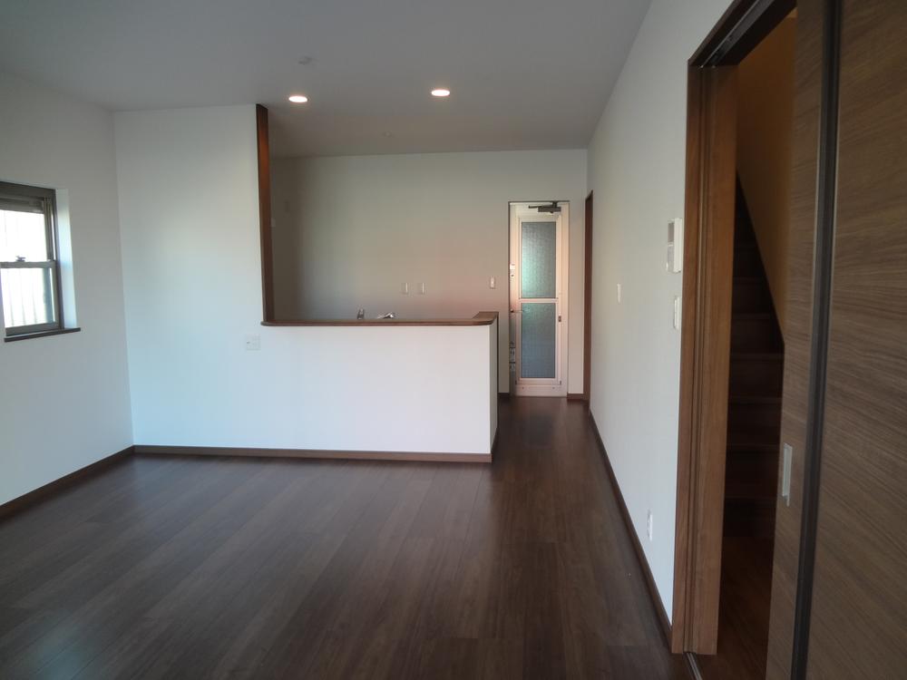 Building plan example (introspection photo). Open counter kitchen is Hakadori also hassle of dishes full of sense of openness.