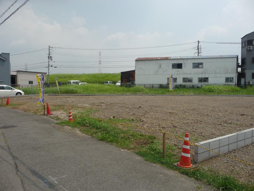 Local photos, including front road