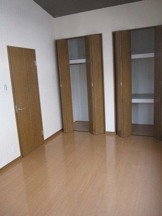 Receipt. Western-style 7.5 Pledge of closet.