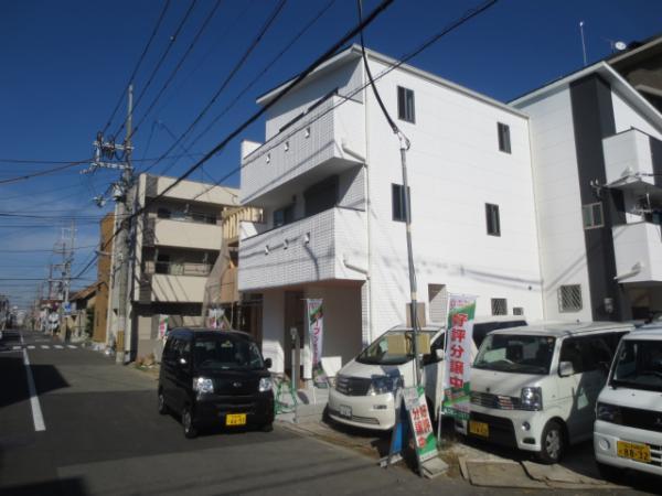 Local appearance photo