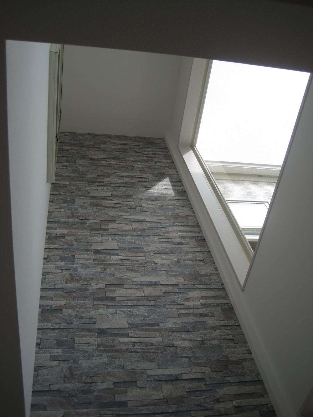 Model house photo. Higher brightness ~ Is a blow-by models boast atrium have!