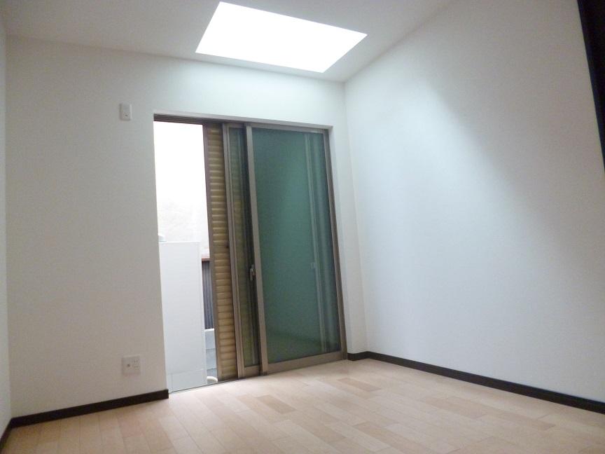 Non-living room. Furthermore bright house in the skylight of the effect.