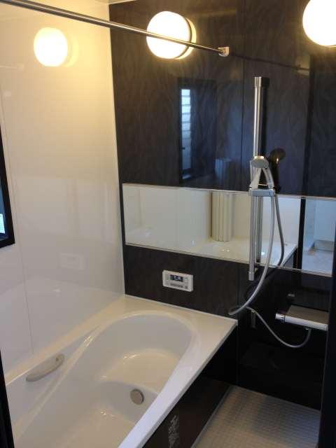 Bathroom. Local (11 May 2013) shooting indoor In Town, It is the standard UB of another dwelling unit.