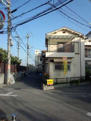 Local appearance photo. This appearance. 