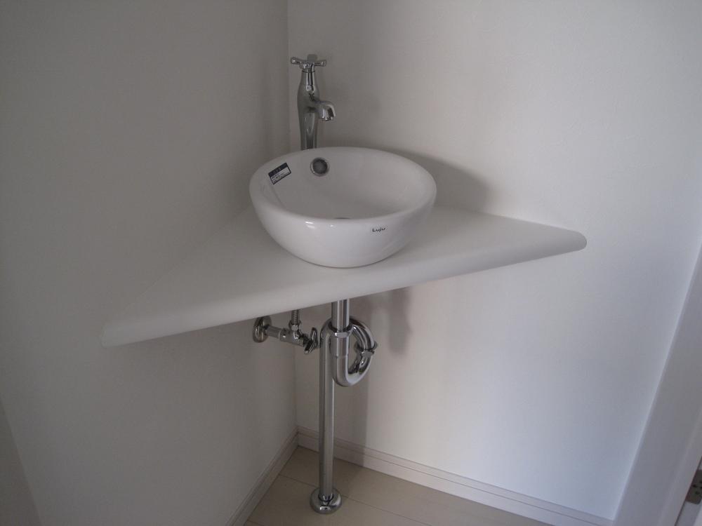 Building plan example (introspection photo). In a space full of design to the toilet!