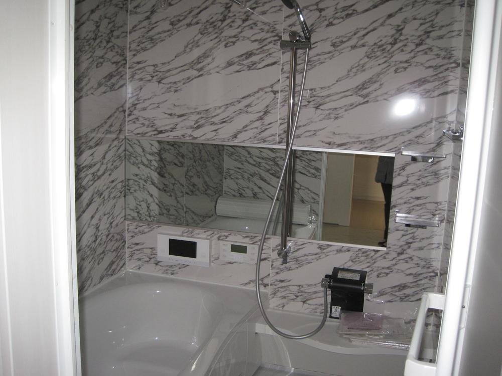 Building plan example (introspection photo). You can spend moments of relaxation in the bathroom