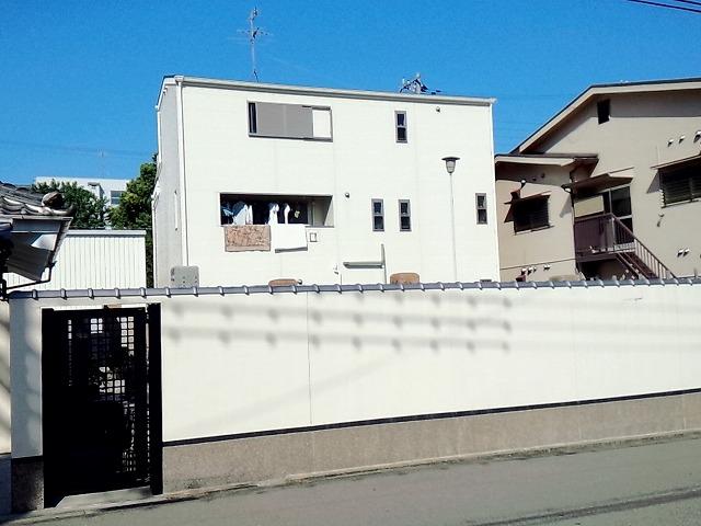 Local appearance photo. Indoor (10 May 2013) Shooting